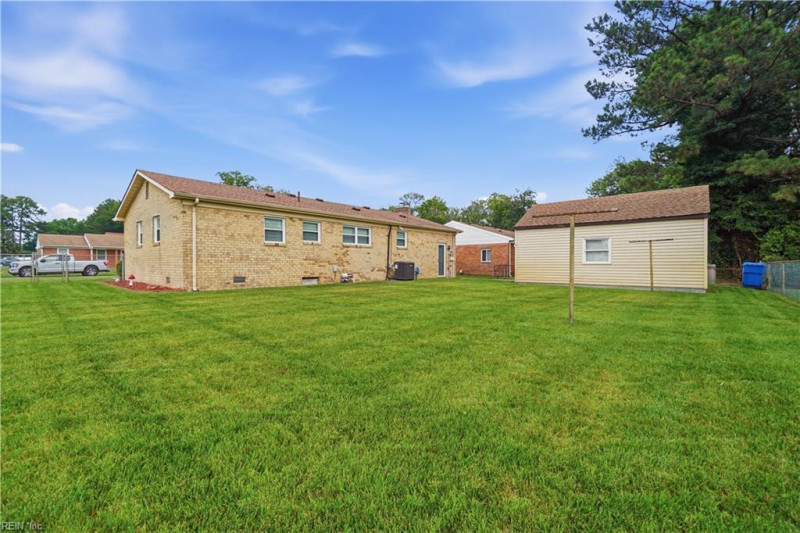 Photo 32 of 36 residential for sale in Chesapeake virginia Photo 32 of 36 residential for sale in Chesapeake virginia