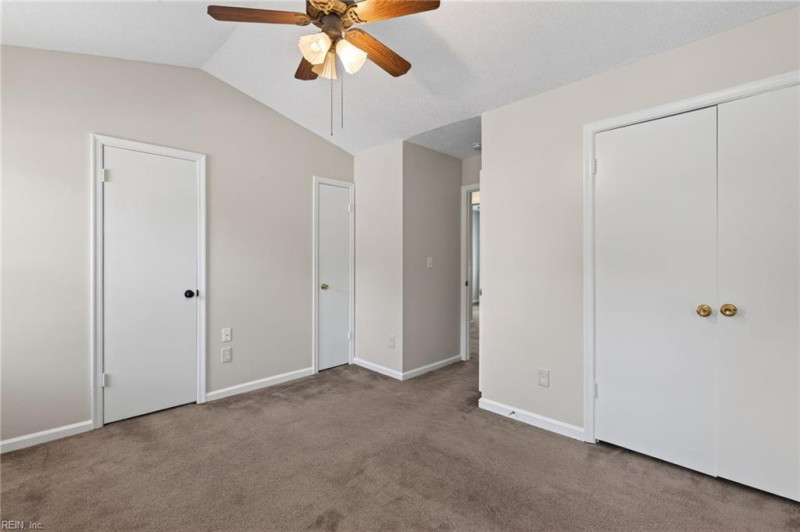 Photo 14 of 29 residential for sale in Virginia Beach virginia