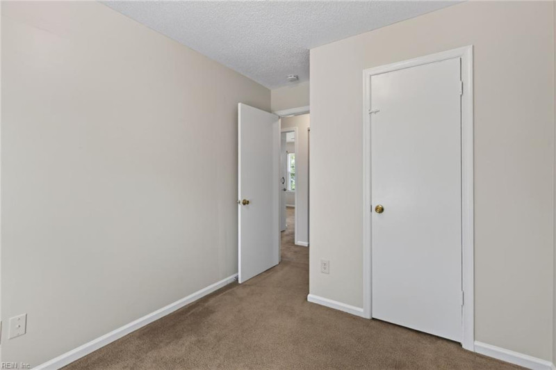 Photo 20 of 29 residential for sale in Virginia Beach virginia