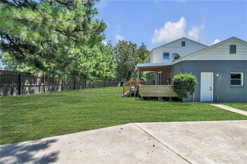 Photo 24 of 28 residential for sale in Chesapeake virginia