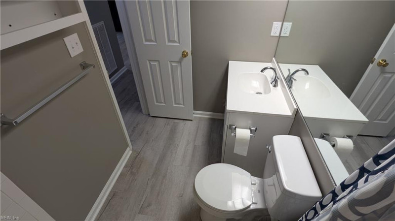 Photo 10 of 17 residential for sale in Chesapeake virginia Photo 10 of 17 residential for sale in Chesapeake virginia