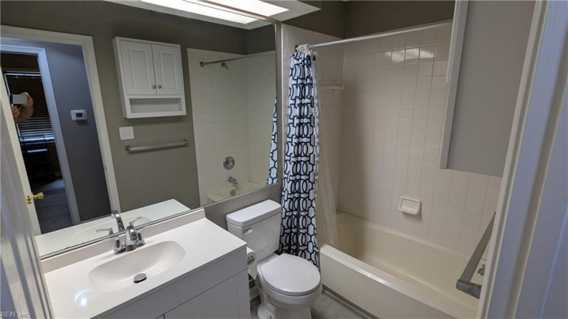 Photo 11 of 17 residential for sale in Chesapeake virginia Photo 11 of 17 residential for sale in Chesapeake virginia