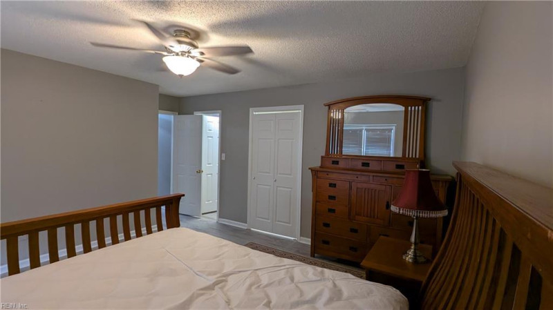 Photo 13 of 17 residential for sale in Chesapeake virginia Photo 13 of 17 residential for sale in Chesapeake virginia
