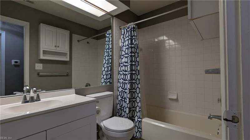 Photo 9 of 17 residential for sale in Chesapeake virginia Photo 9 of 17 residential for sale in Chesapeake virginia
