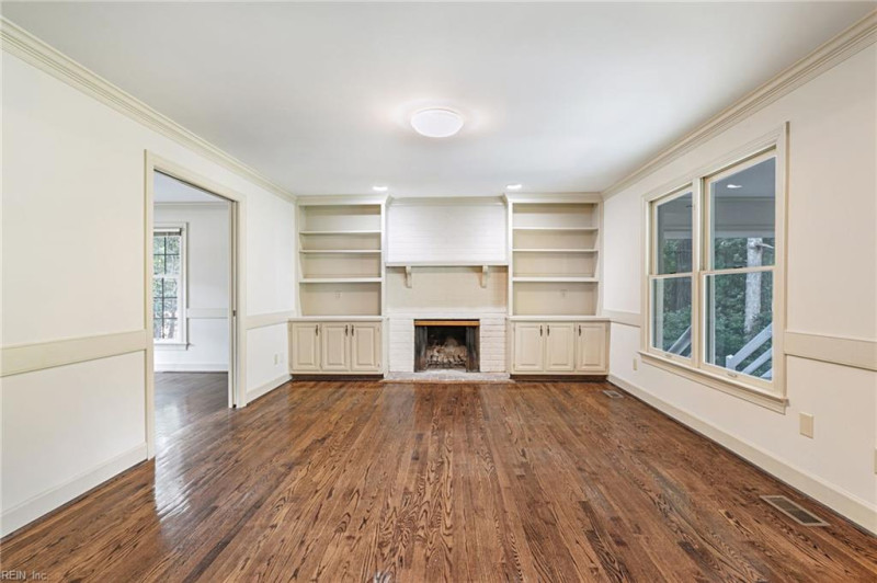 Photo 11 of 50 residential for sale in Newport News virginia