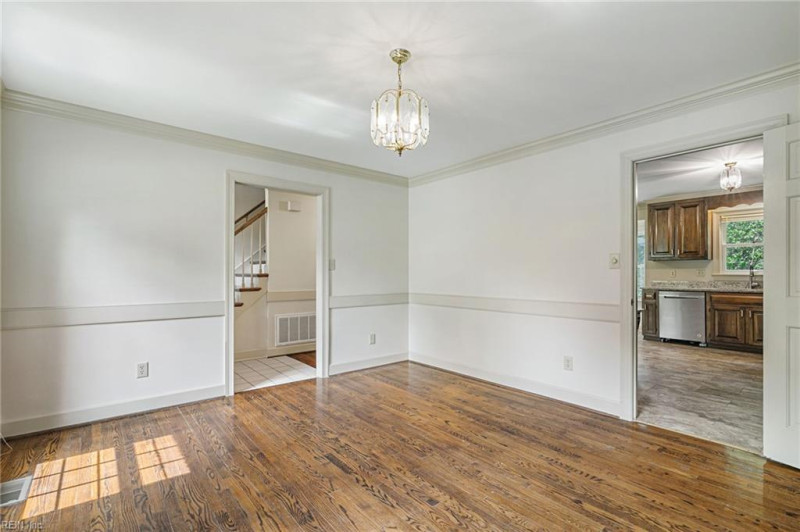 Photo 19 of 50 residential for sale in Newport News virginia