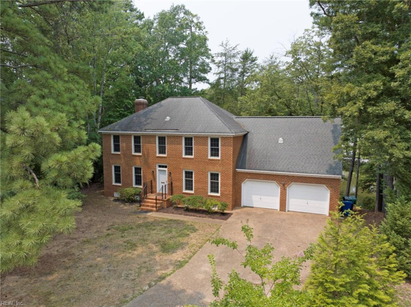 Photo 5 of 50 residential for sale in Newport News virginia