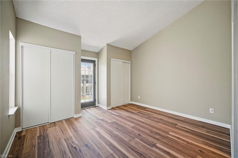 Photo 13 of 40 residential for sale in Virginia Beach virginia