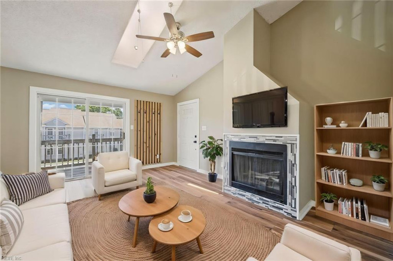 Photo 21 of 40 residential for sale in Virginia Beach virginia