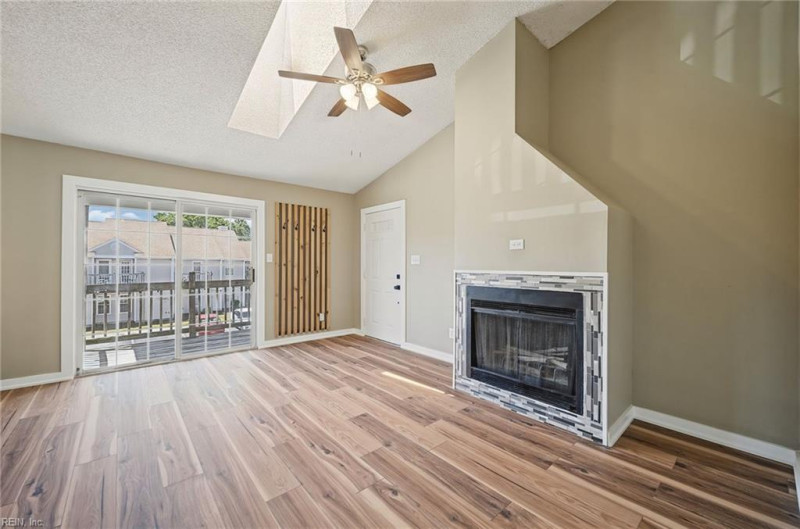 Photo 22 of 40 residential for sale in Virginia Beach virginia