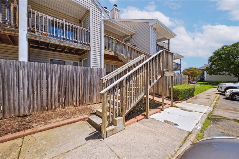 Photo 33 of 40 residential for sale in Virginia Beach virginia