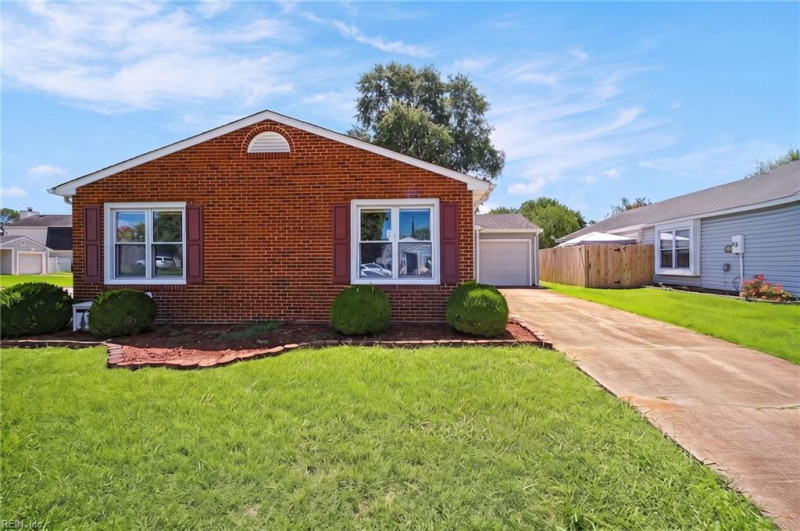 Photo 1 of 20 residential for sale in Chesapeake virginia Photo 1 of 20 residential for sale in Chesapeake virginia