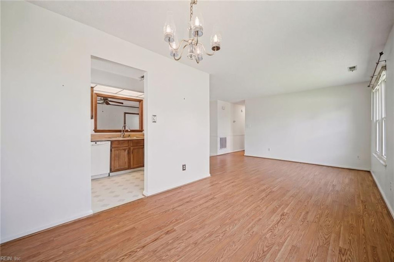 Photo 5 of 20 residential for sale in Chesapeake virginia Photo 5 of 20 residential for sale in Chesapeake virginia