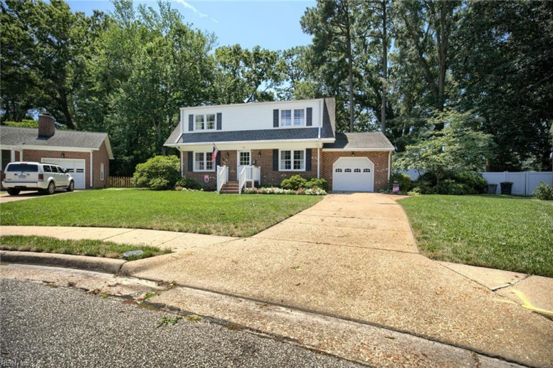 Photo 2 of 37 residential for sale in Hampton virginia
