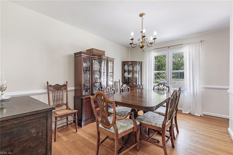 Photo 21 of 37 residential for sale in Hampton virginia
