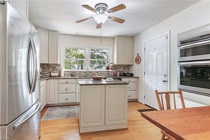 Photo 25 of 37 residential for sale in Hampton virginia