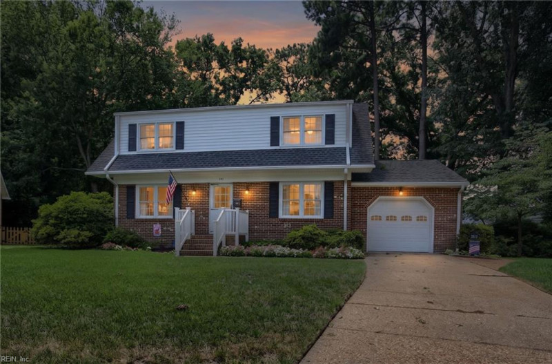 Photo 5 of 37 residential for sale in Hampton virginia