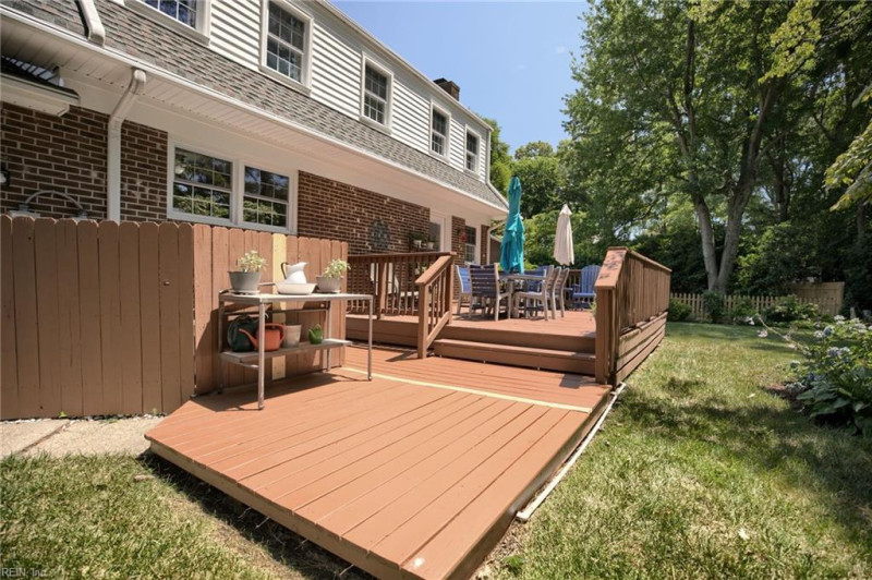 Photo 8 of 37 residential for sale in Hampton virginia