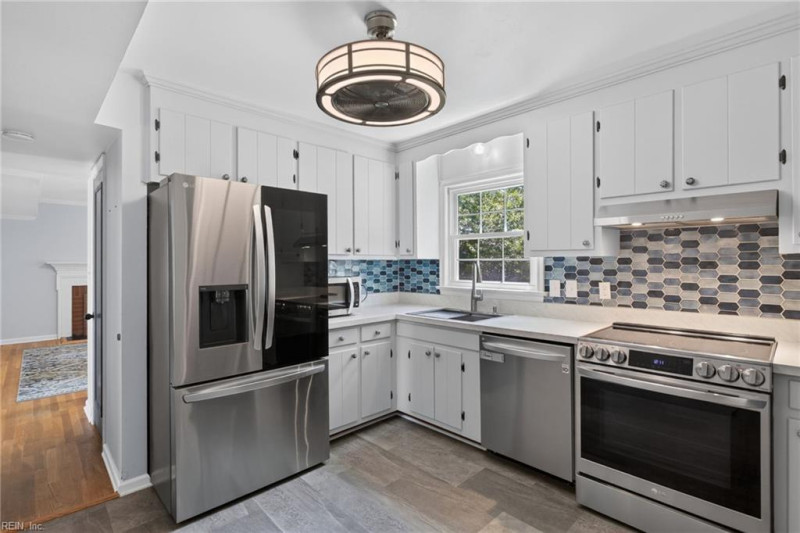 Photo 14 of 35 residential for sale in Newport News virginia