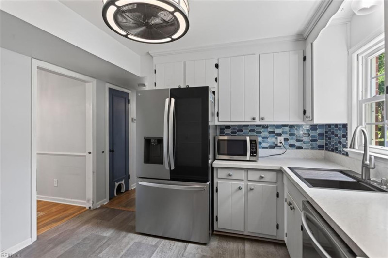 Photo 15 of 35 residential for sale in Newport News virginia
