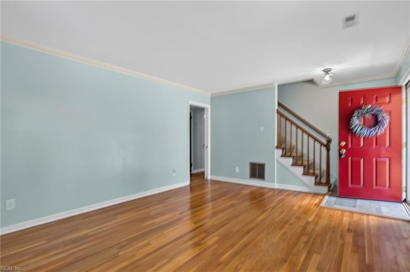 Photo 4 of 35 residential for sale in Newport News virginia