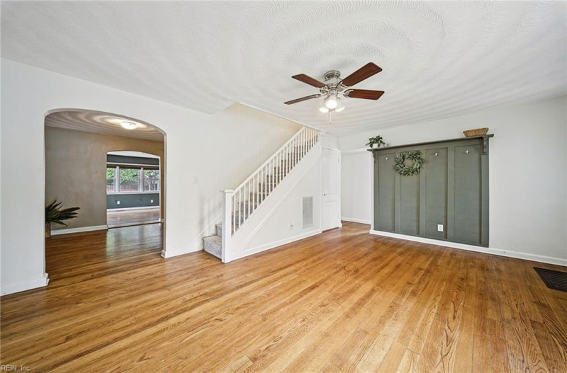 Photo 3 of 42 residential for sale in Norfolk virginia Photo 3 of 42 residential for sale in Norfolk virginia