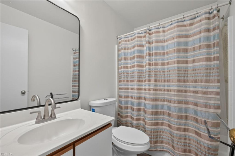 Photo 14 of 25 residential for sale in Chesapeake virginia Photo 14 of 25 residential for sale in Chesapeake virginia
