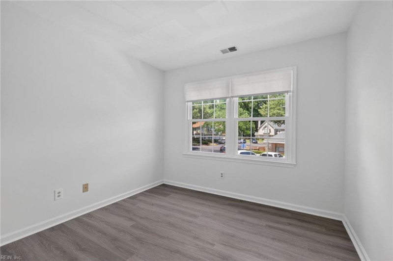 Photo 15 of 25 residential for sale in Chesapeake virginia Photo 15 of 25 residential for sale in Chesapeake virginia