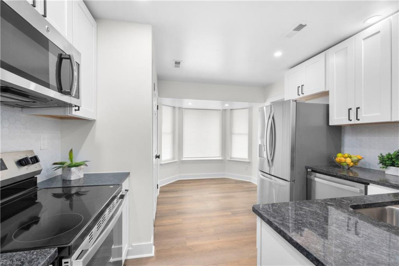 Photo 9 of 35 residential for sale in Virginia Beach virginia