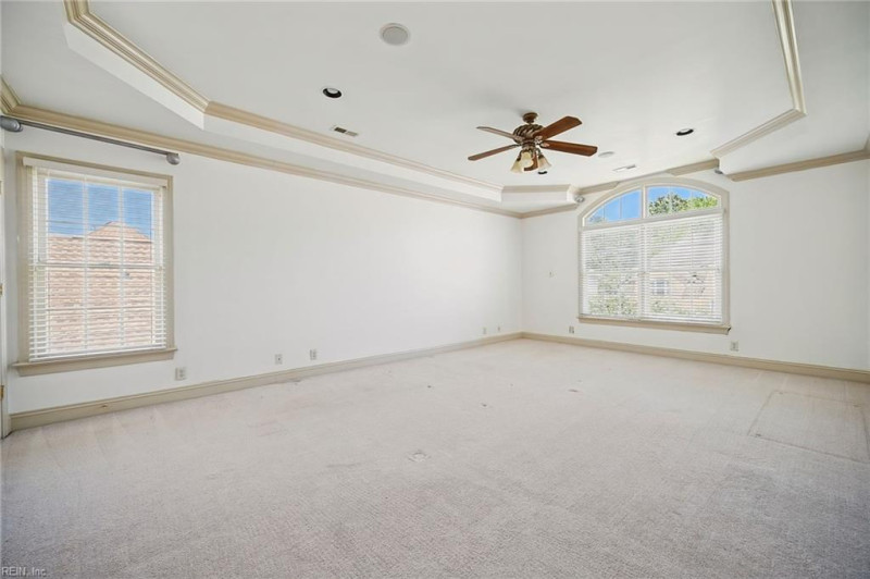 Photo 18 of 42 residential for sale in Hampton virginia
