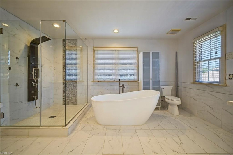 Photo 21 of 42 residential for sale in Hampton virginia