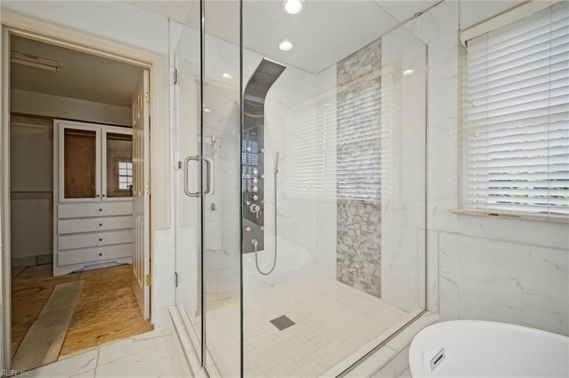 Photo 23 of 42 residential for sale in Hampton virginia