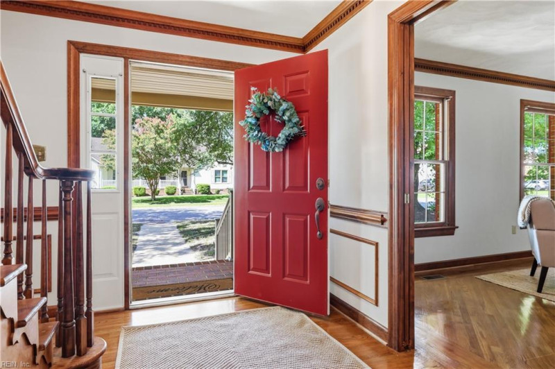 Photo 4 of 50 residential for sale in Virginia Beach virginia