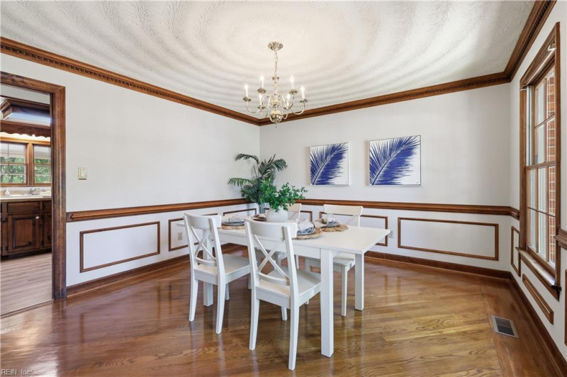Photo 9 of 50 residential for sale in Virginia Beach virginia