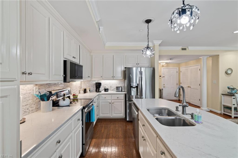 Photo 11 of 39 residential for sale in Newport News virginia