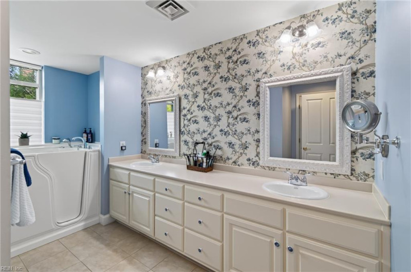 Photo 23 of 39 residential for sale in Newport News virginia