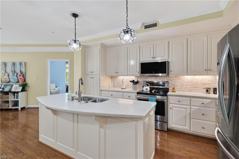 Photo 9 of 39 residential for sale in Newport News virginia