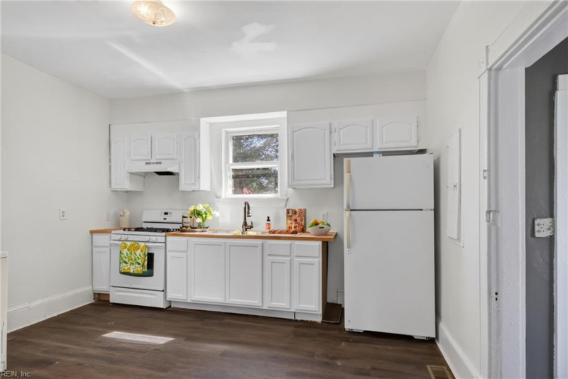 Photo 12 of 28 residential for sale in Norfolk virginia Photo 12 of 28 residential for sale in Norfolk virginia