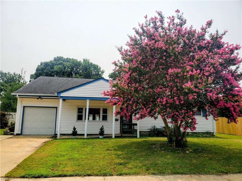 Photo 2 of 30 residential for sale in Hampton virginia