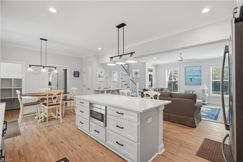 Photo 14 of 50 residential for sale in Virginia Beach virginia