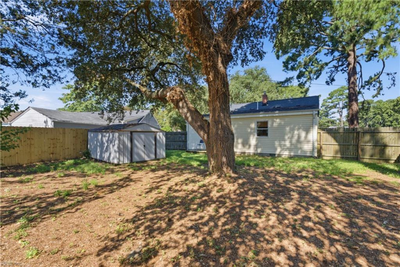 Photo 19 of 26 residential for sale in Chesapeake virginia Photo 19 of 26 residential for sale in Chesapeake virginia