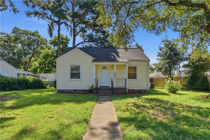 Photo 2 of 26 residential for sale in Chesapeake virginia Photo 2 of 26 residential for sale in Chesapeake virginia