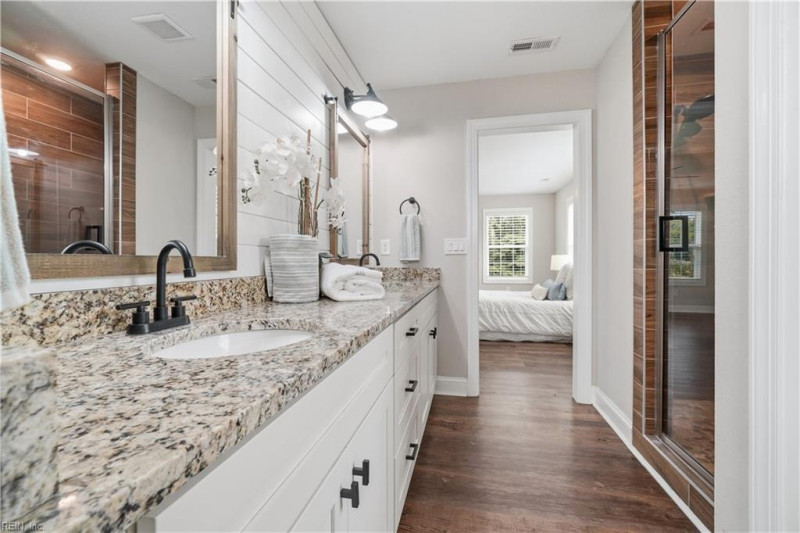 Photo 21 of 43 residential for sale in Chesapeake virginia