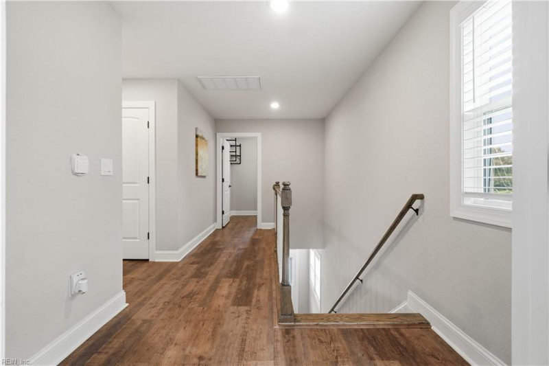 Photo 32 of 43 residential for sale in Chesapeake virginia