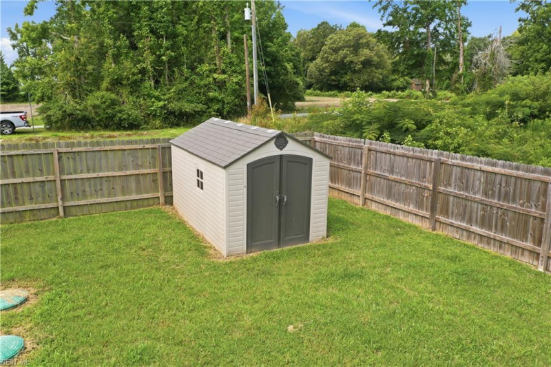 Photo 40 of 43 residential for sale in Chesapeake virginia