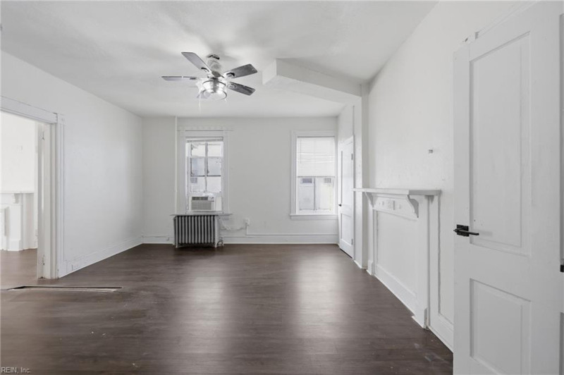 Photo 24 of 50 residential for sale in Portsmouth virginia