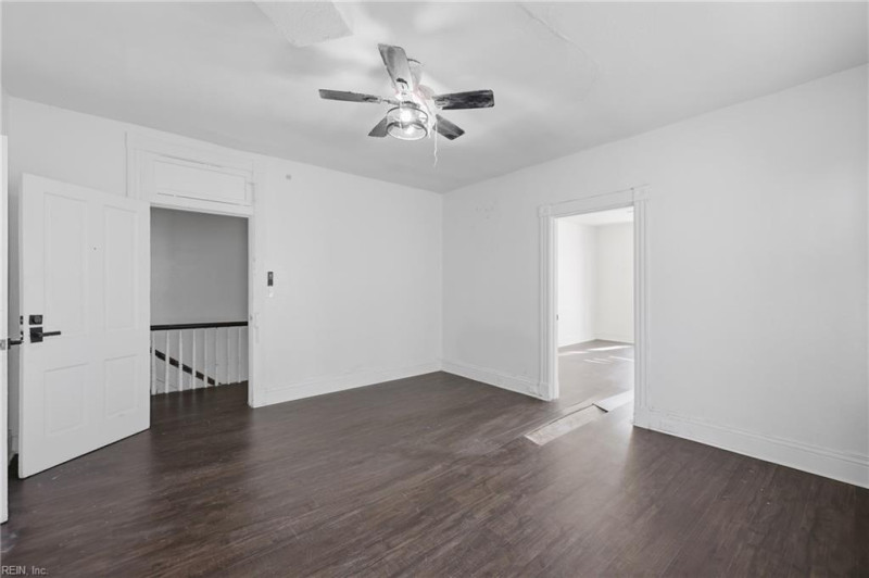 Photo 25 of 50 residential for sale in Portsmouth virginia