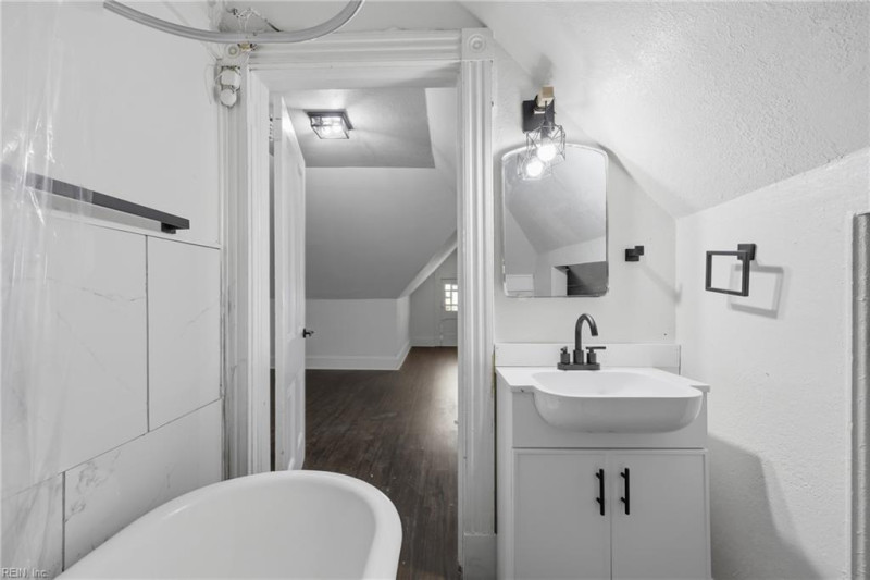 Photo 50 of 50 residential for sale in Portsmouth virginia