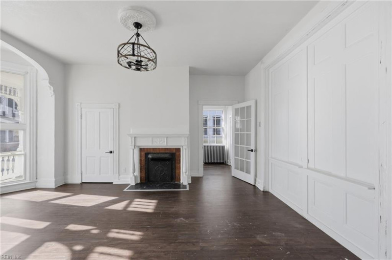 Photo 6 of 50 residential for sale in Portsmouth virginia