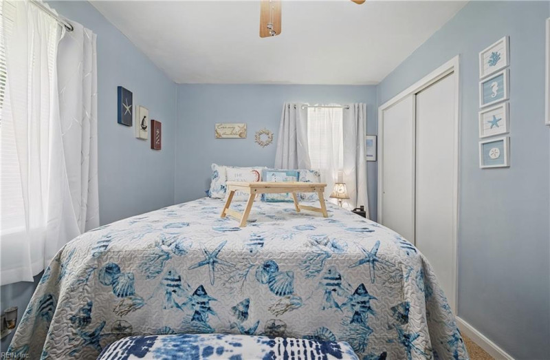 Photo 17 of 47 residential for sale in Portsmouth virginia